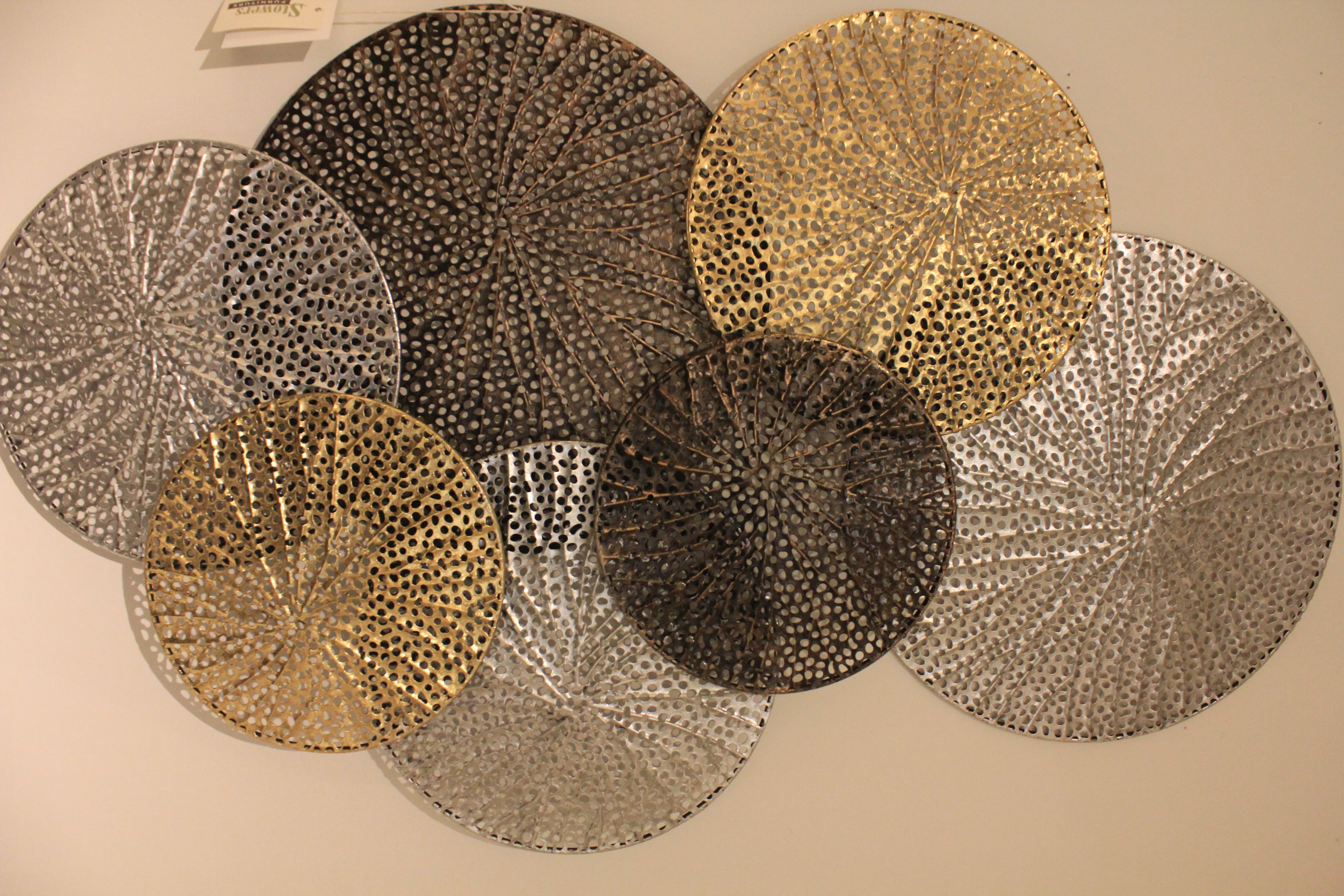 Metal bubbles gold silver black wall art